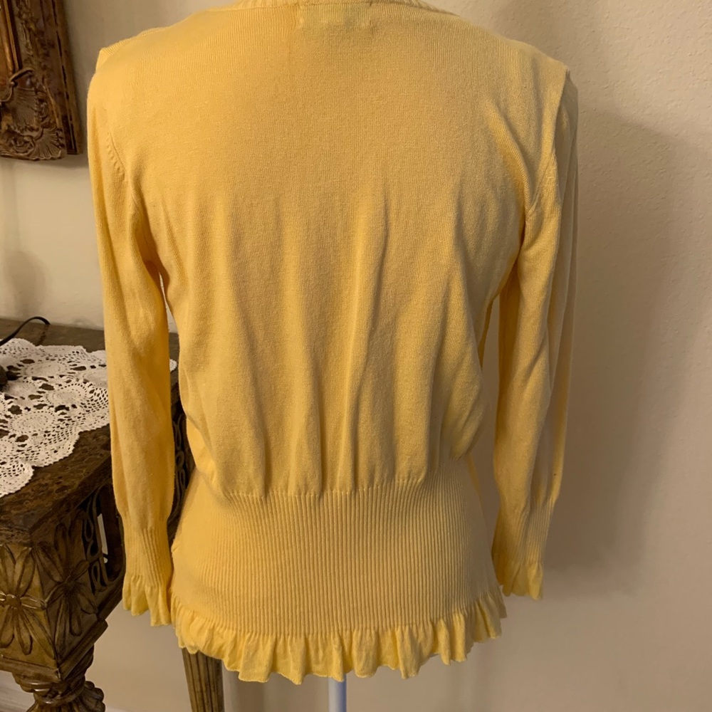 Cardigan yellow two piece sweater set, Size S - Picture 3 of 6